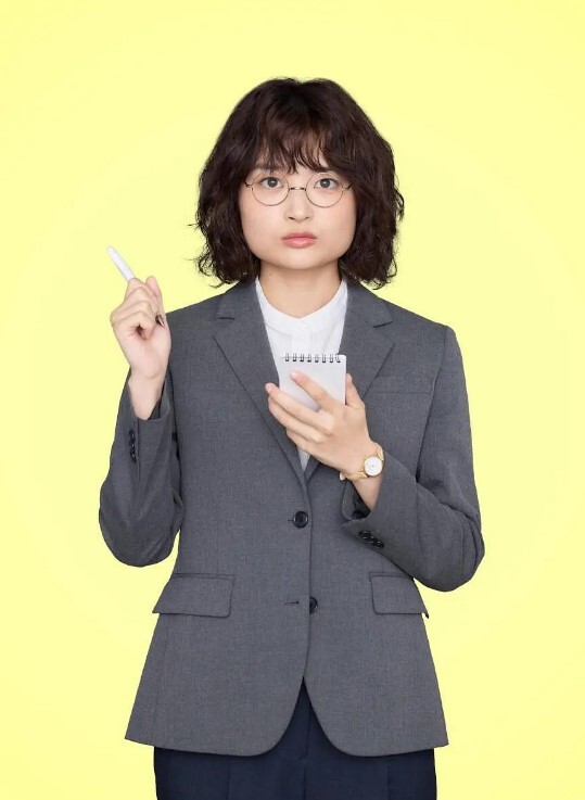 电影院里操起来了，被拍了吧 - AK传媒在线观看